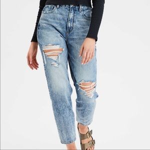 American eagle mom jean curvy